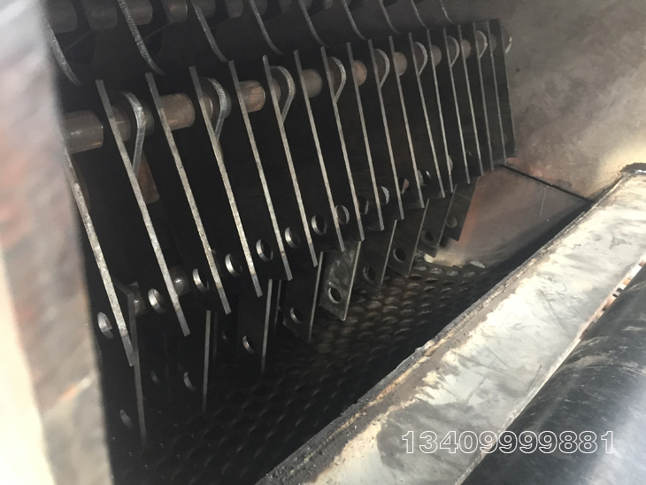 1200型木材粉碎機上用