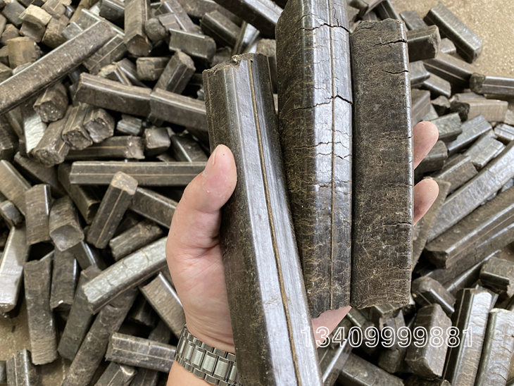 牛糞壓塊成型燃料