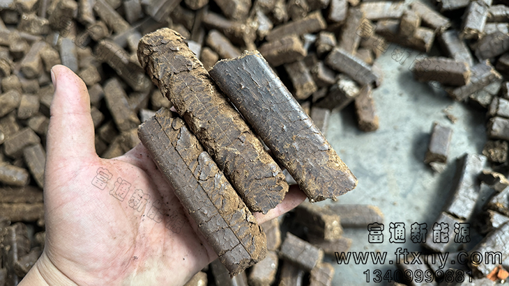 玉米芯菌包袋壓塊成型燃料