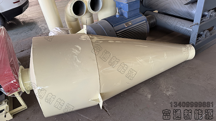 600型木材粉碎機